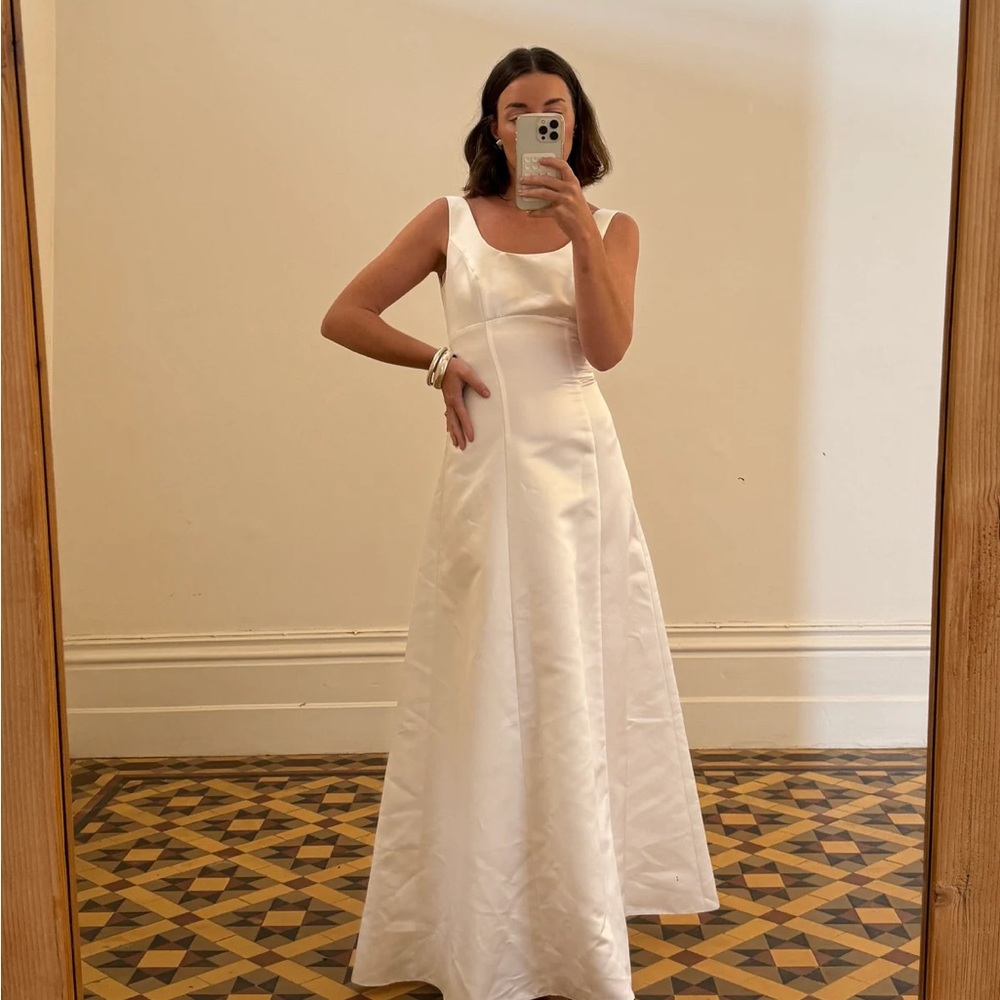 Vintage Bow Bridal Gown